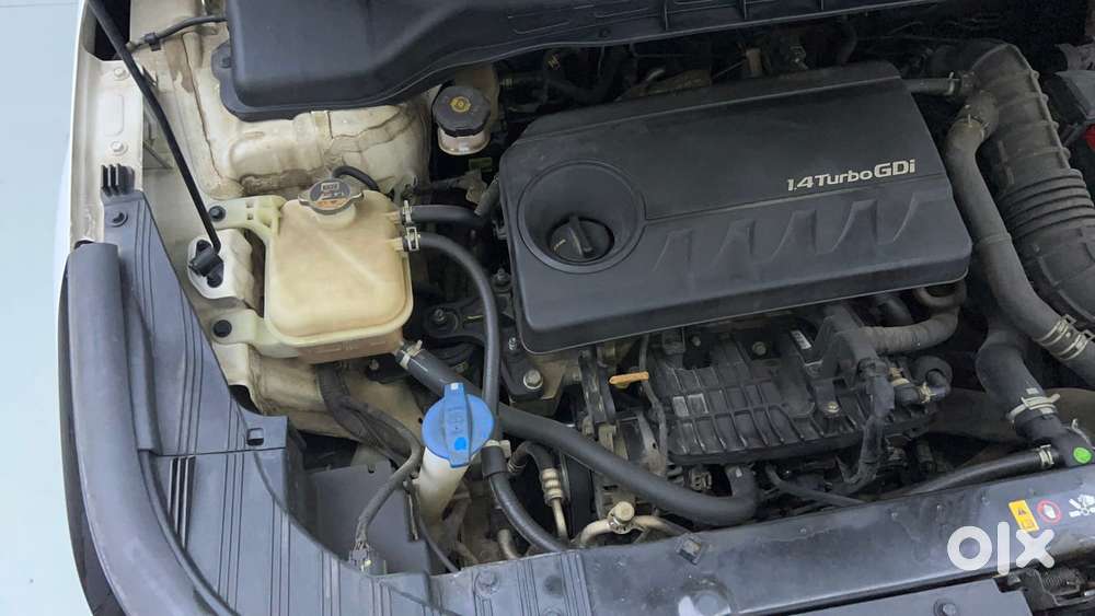 Kia Carens 1.4 Luxury Plus 6 Str, 2022, Petrol