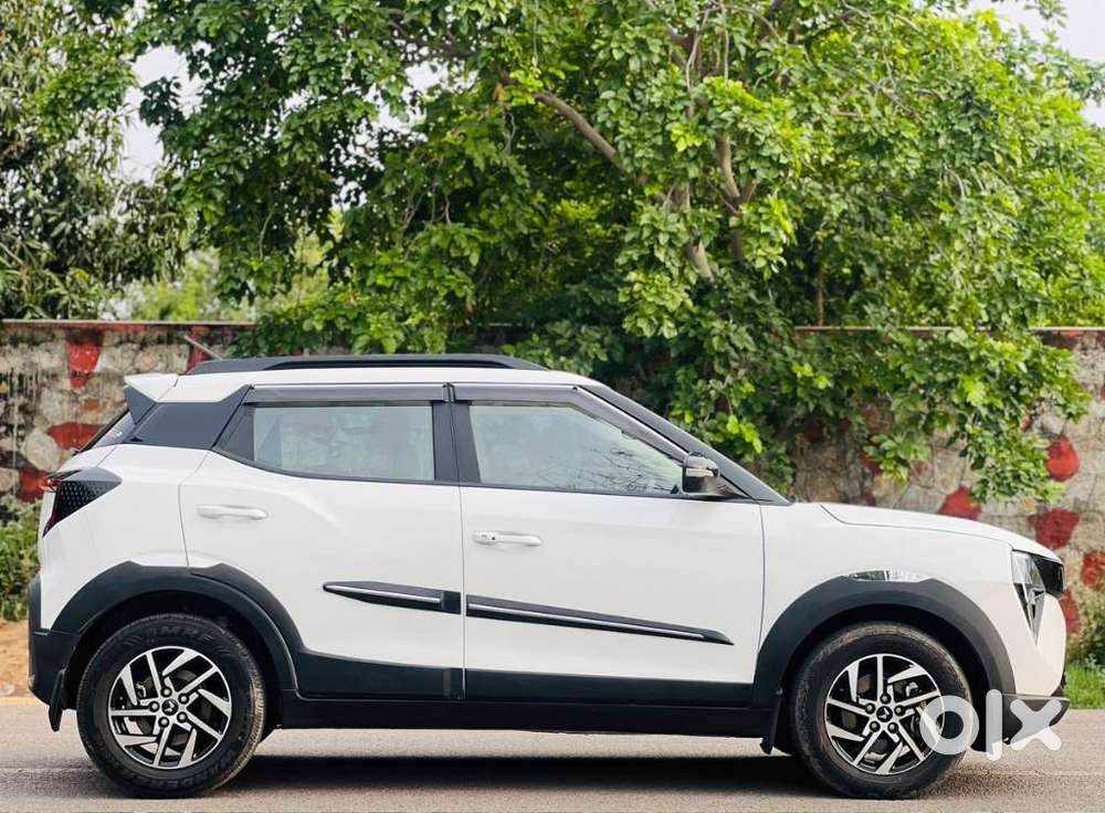 Mahindra Xuv 3xo Ax5 Ds Mt, 2025, Diesel
