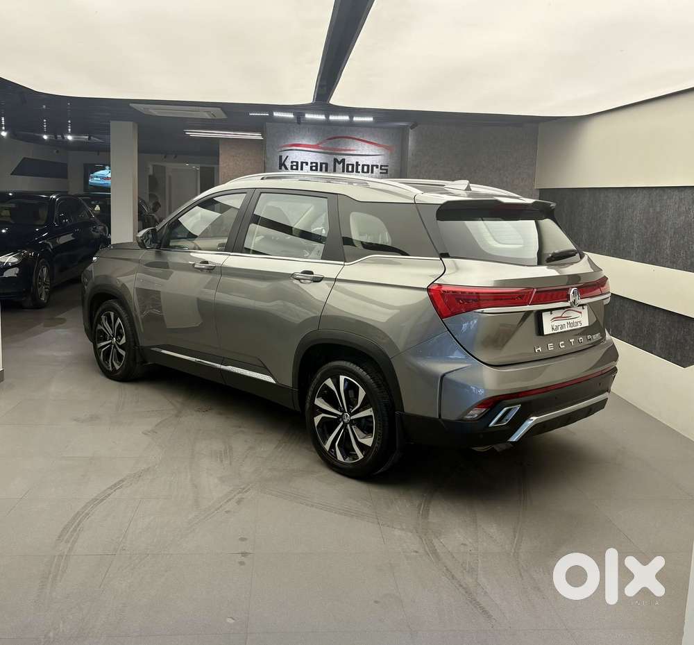 Mg Hector Plus Sharp Pro 1.5 Turbo Petrol Cvt 6 Str, 2023, Petrol
