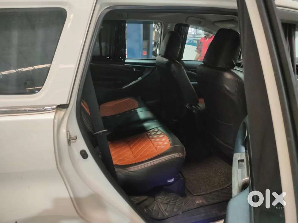 Toyota Innova Crysta [2020-ongoing] 2.4 Gx At 8 Str, 2020, Diesel