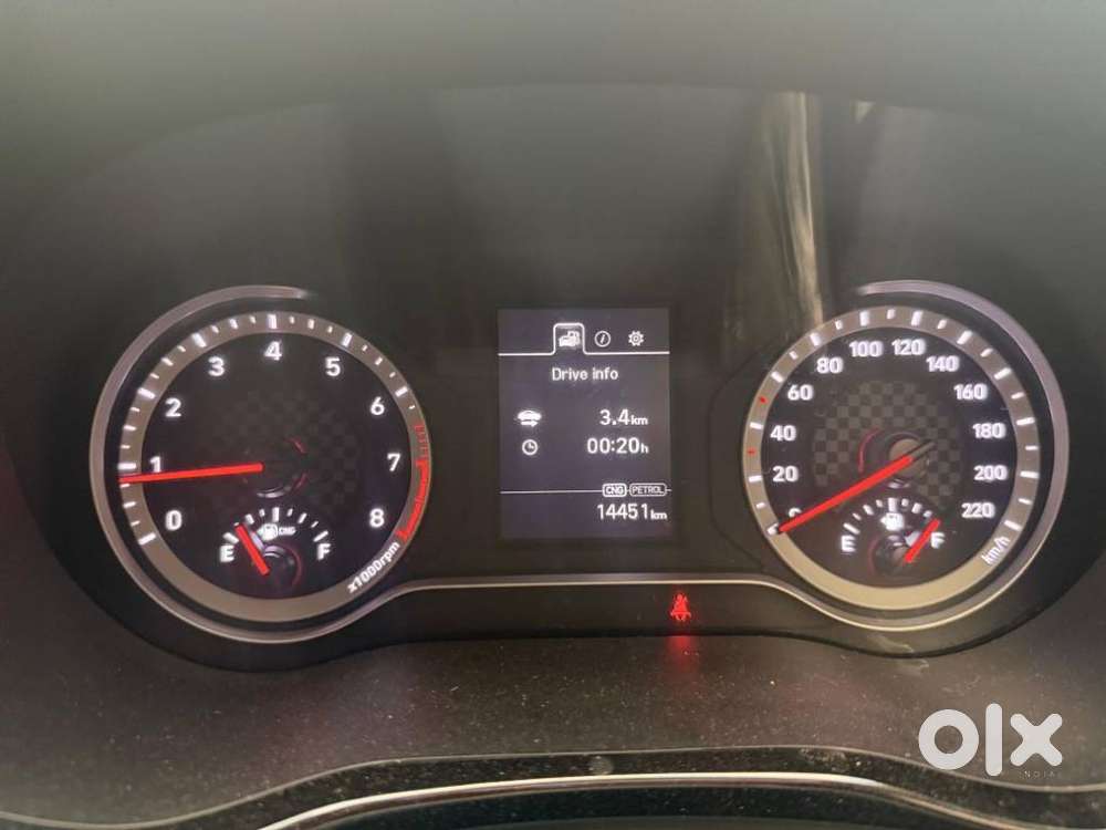 Hyundai Aura 1.2 Sx Cng, 2025, Petrol