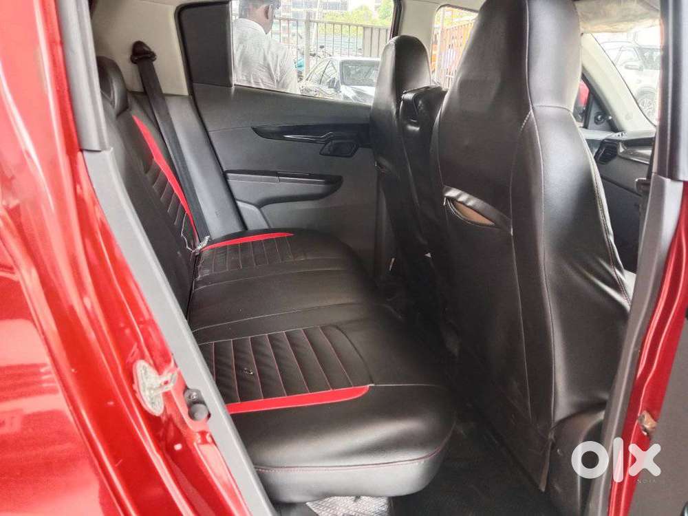 Mahindra Kuv 100, 2018, Petrol
