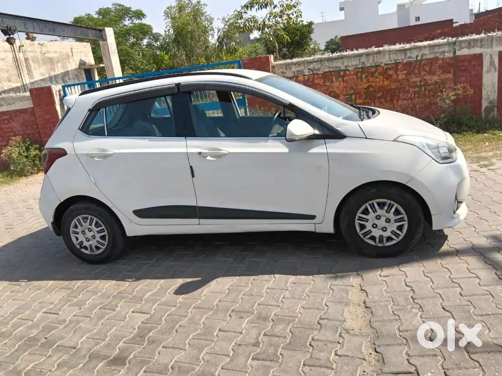 Hyundai Grand I10 2018 Petrol 70000 Km Driven