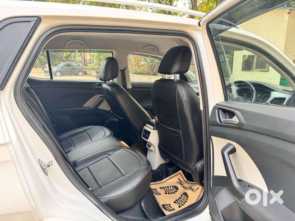 Volkswagen Taigun Topline 1.0 Tsi At (electric Seats), 2022, Petrol