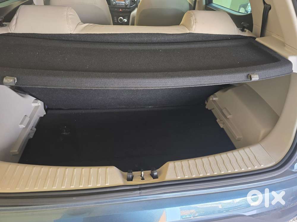 Mahindra Xuv300 W4 Diesel, 2023, Diesel