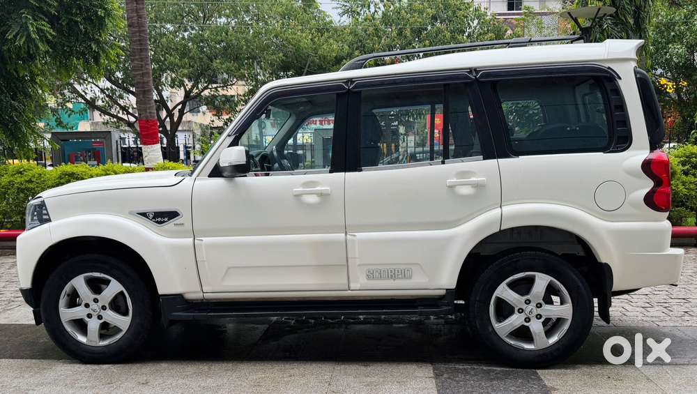 Mahindra Scorpio S11 Mt 7s, 2021, Diesel