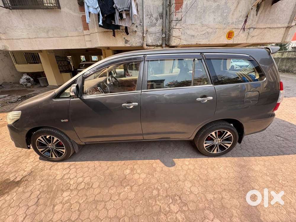 Toyota Innova 2006 Diesel Well Maintained