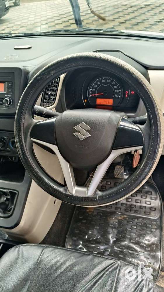 Maruti Suzuki Wagon R Vxi, 2022, Petrol