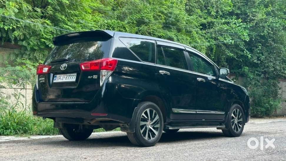 Toyota Innova Crysta [2020-ongoing] 2.7 Zx At 7 Str, 2022, Petrol