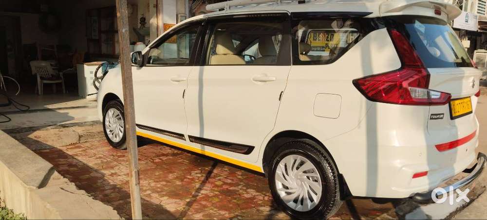 Ertiga Btour Texi Cng