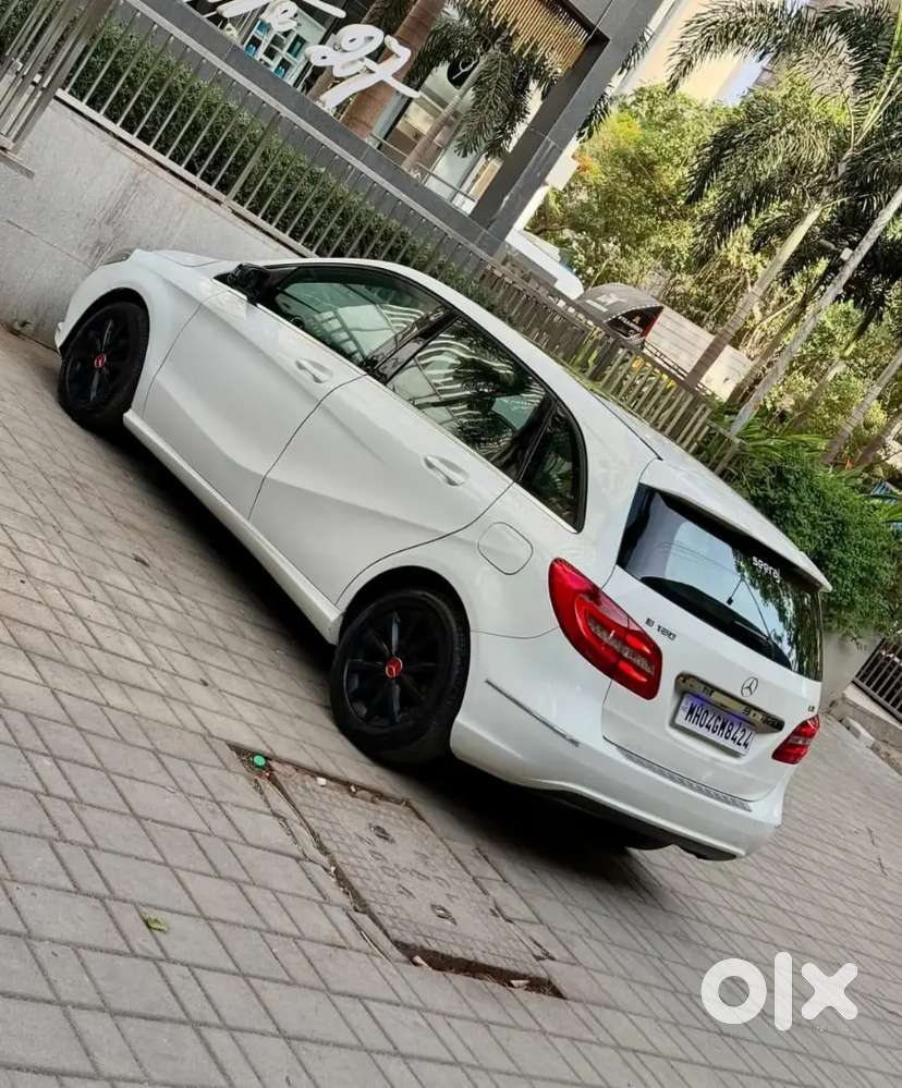 Mercedes-benz B180 Cdi Diesel Sunroof 2014 Model In Excellent Conditio