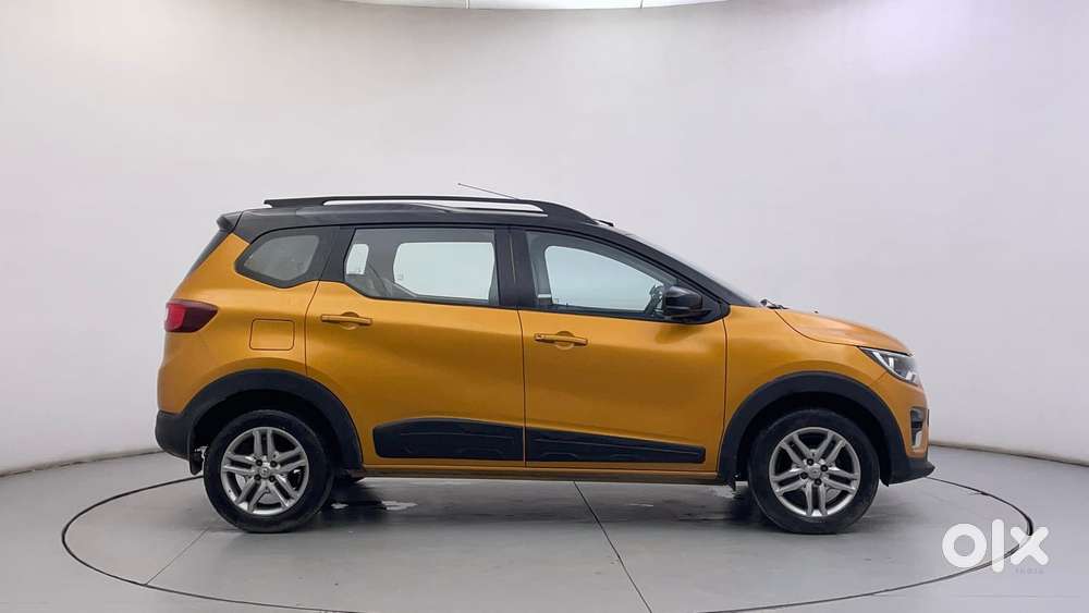 Renault Triber 1.0 Rxz Dual Tone, 2021, Petrol