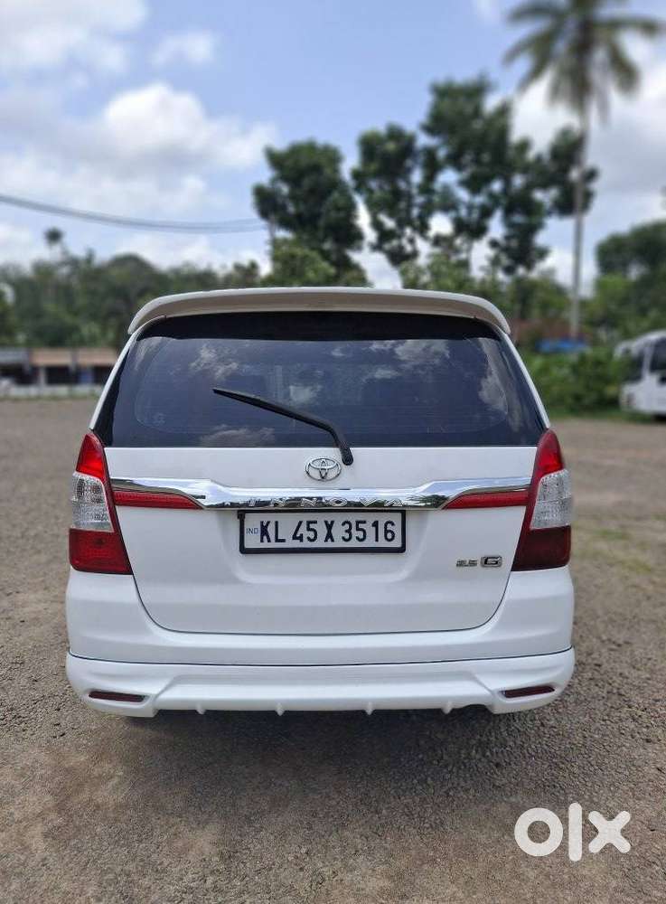 Toyota Innova 2.5 G (diesel) 8 Seater, 2016, Diesel