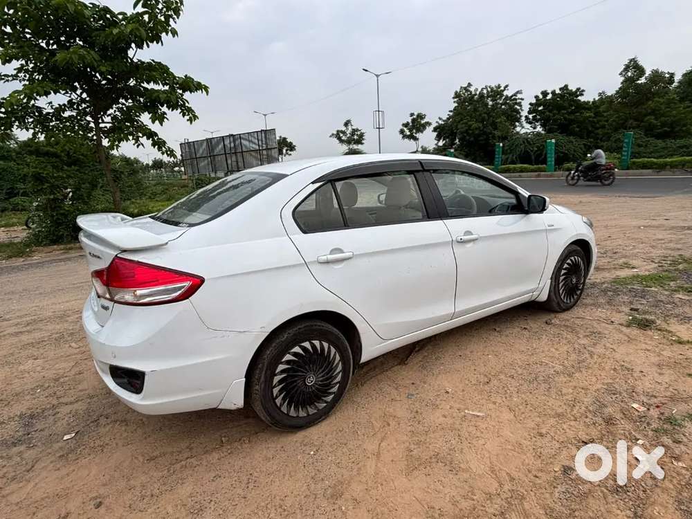 Maruti Suzuki Ciaz 2015 Diesel Well Maintained.