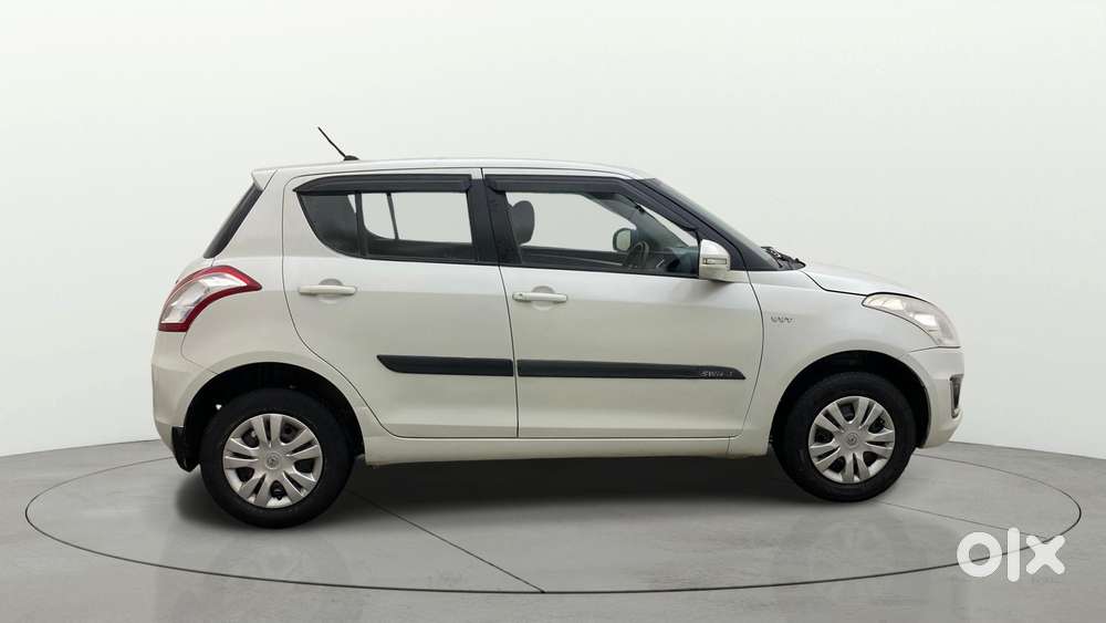 Maruti Suzuki Swift Vxi, 2016, Petrol