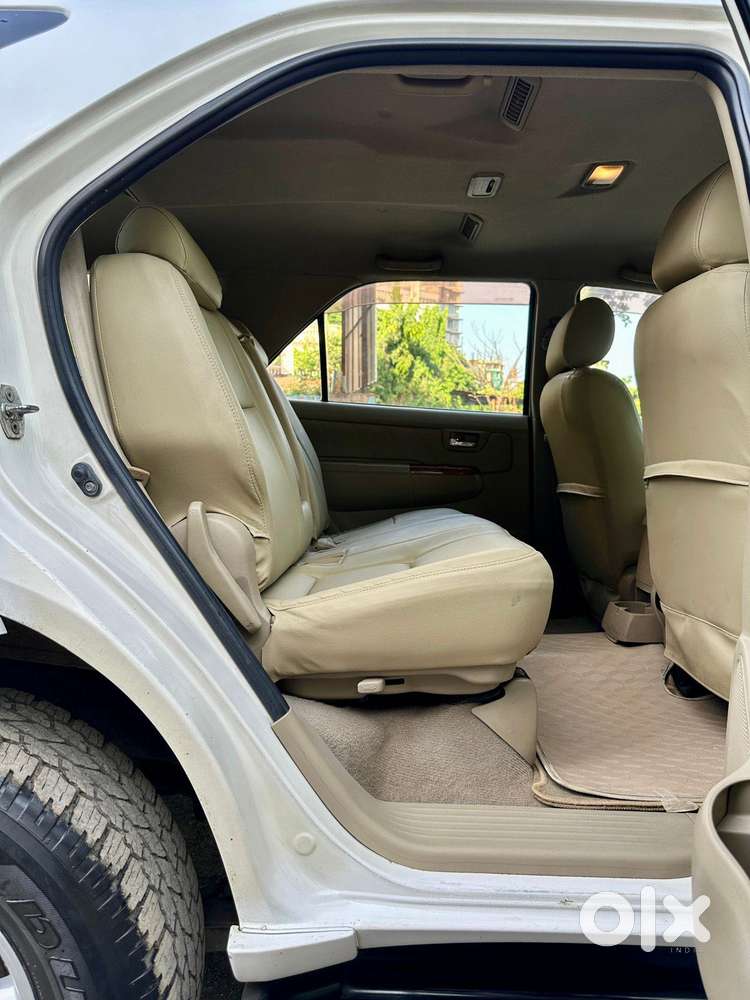 Toyota Fortuner 3.0 4x4 Manual, 2010, Diesel