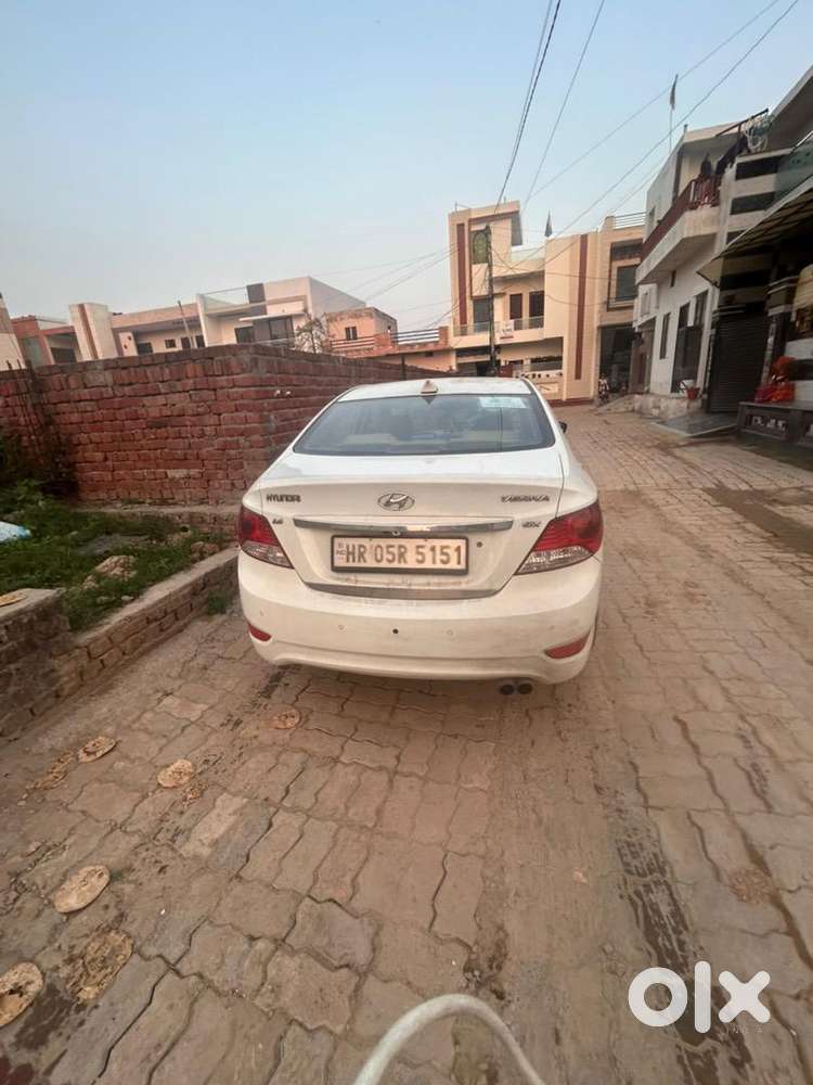 Hyundai Verna 2012 Diesel 20000 Km Driven