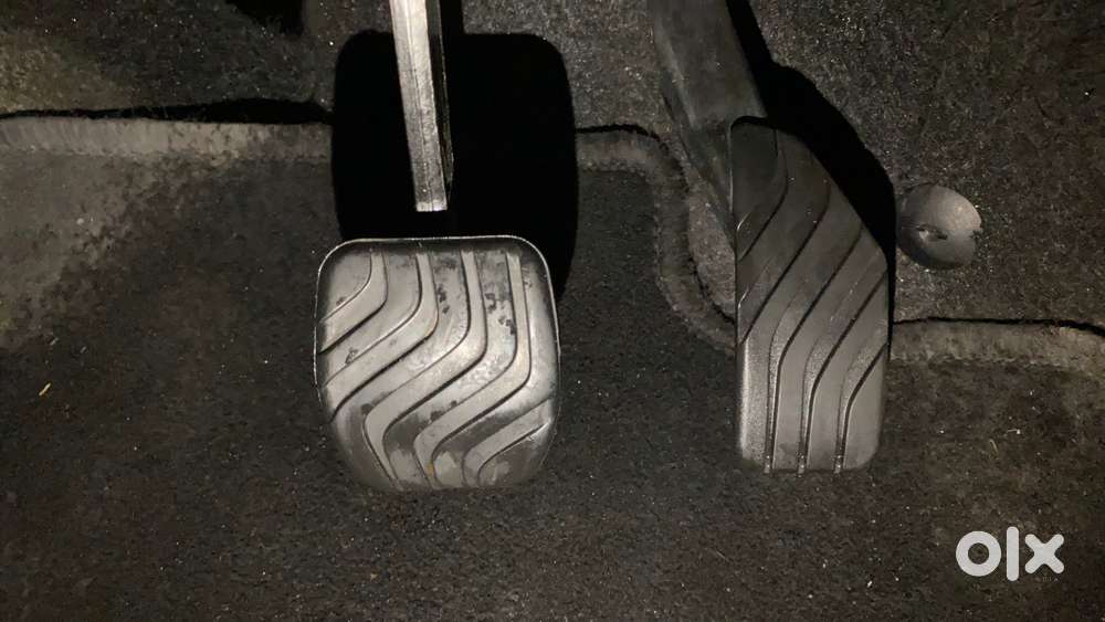 Renault Triber Rxz Easy-r Amt, 2021, Petrol