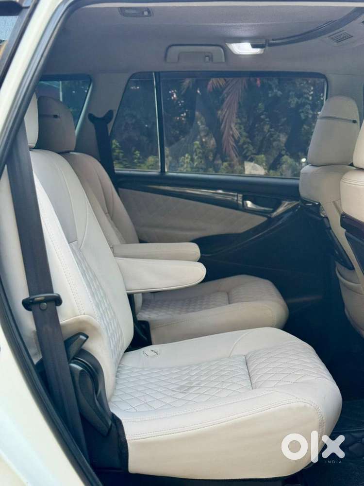 Toyota Innova Crysta 2.8 Zx At, 2016, Diesel