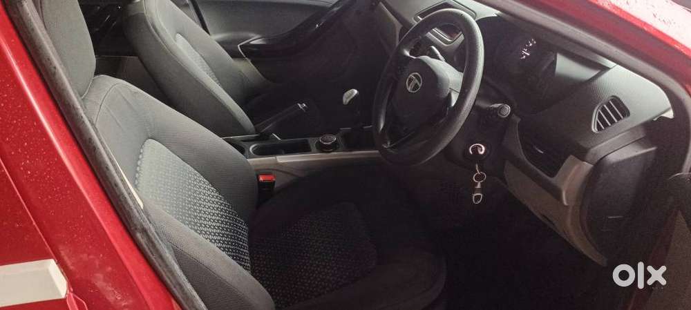 Tata Nexon 1.5 Revotorq Xm (s), 2018, Diesel