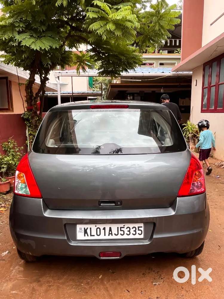 Maruti Swift Vxi 2005