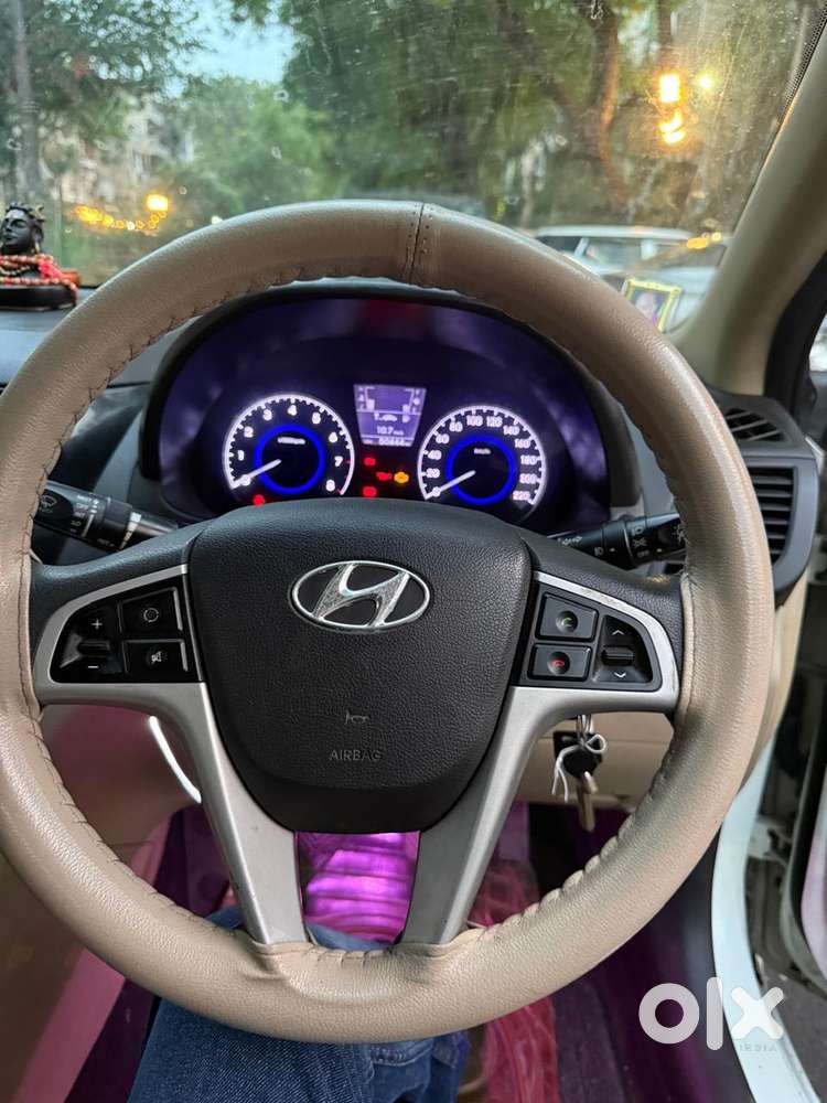 Hyundai Fluidic Verna 1.6 Vtvt Sx, 2013, Petrol