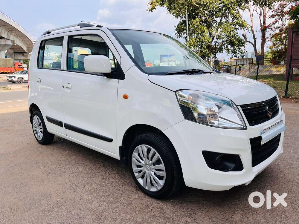 Maruti Suzuki Wagon R 1.0 Vxi Amt, 2016, Petrol