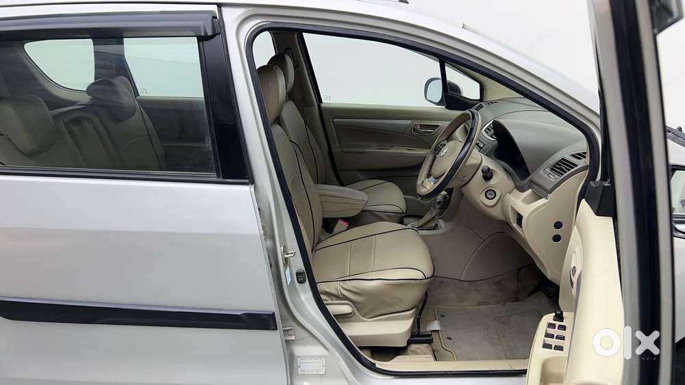 Maruti Suzuki Ertiga Vxi At, 2017, Petrol