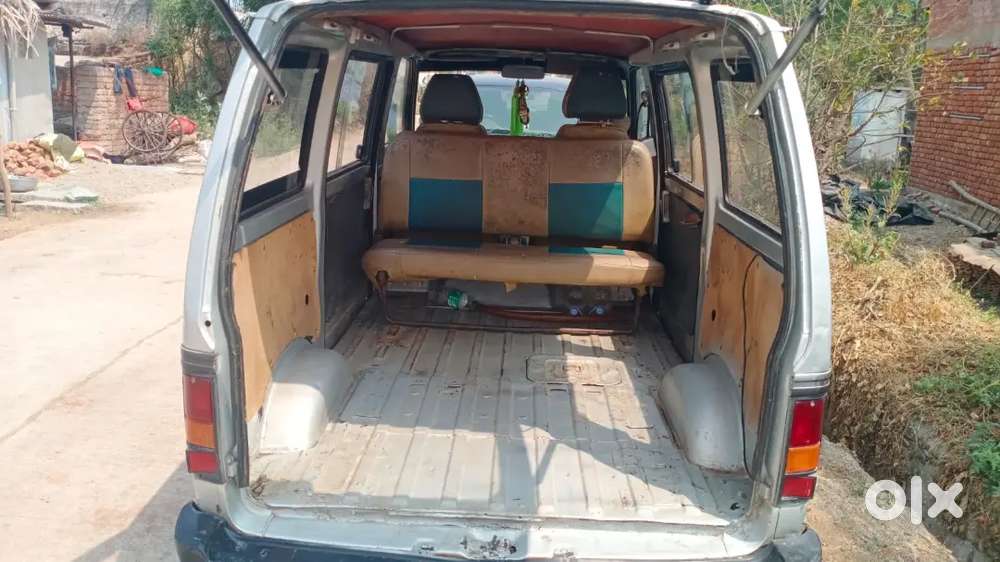 Maruti Suzuki Omni 2011