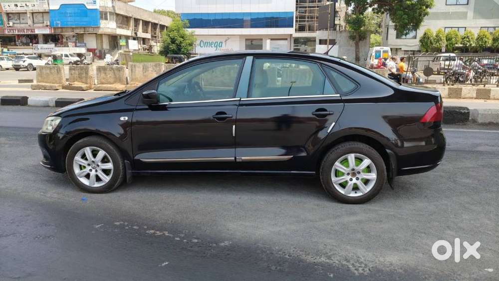 Volkswagen Vento 1.5 Tdi Highline Plus At, 2011, Petrol