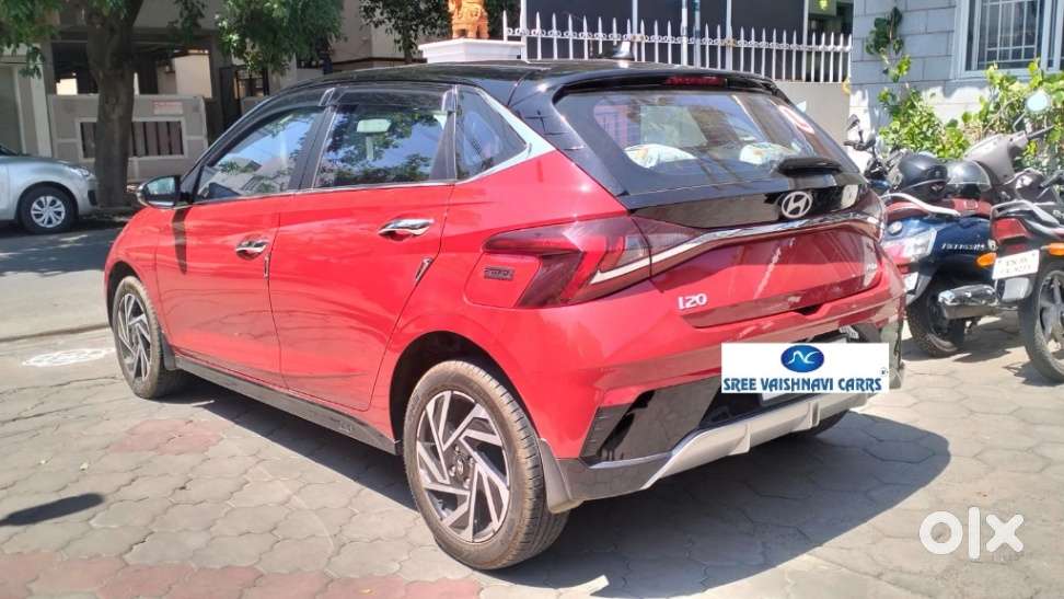 Hyundai I20 Asta (o) 1.2 Ivt Dual Tone, 2025, Petrol