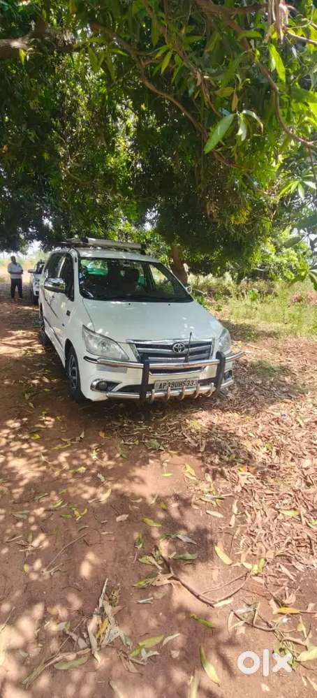 Toyota Innova 2016