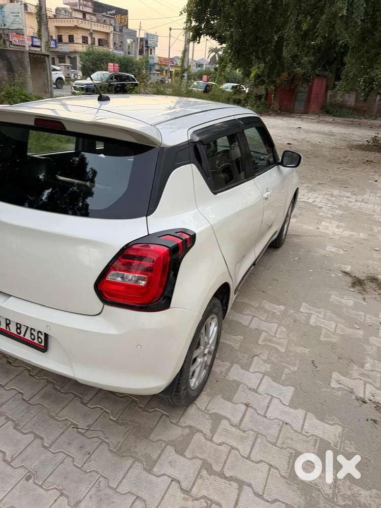 Maruti Suzuki Swift Vxi + Manual, 2020, Petrol