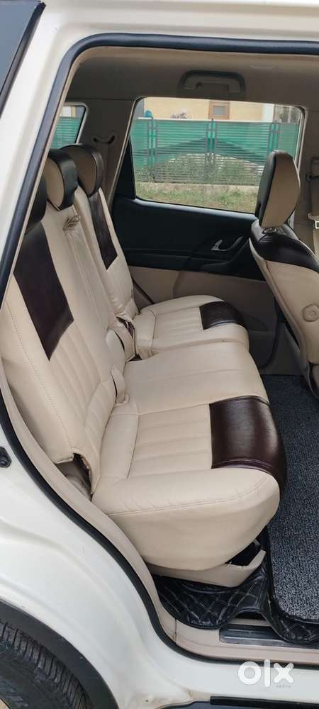 Mahindra Xuv500 2017 Diesel Well Maintained