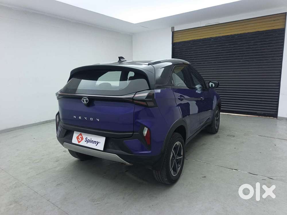 Tata Nexon Fearless Plus S Purple 1.2 Revotron Petrol 7dca Dual Tone..