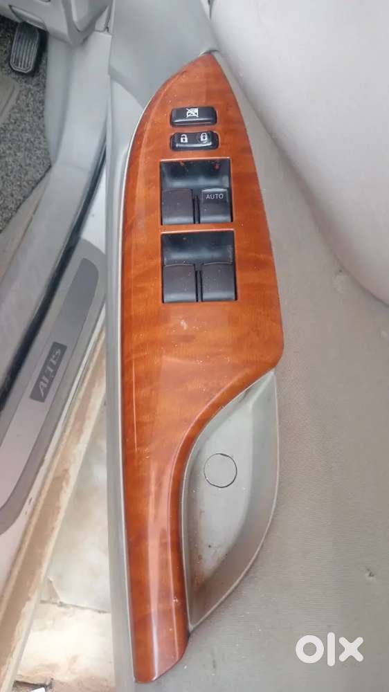 Toyota Corolla Altis 2011