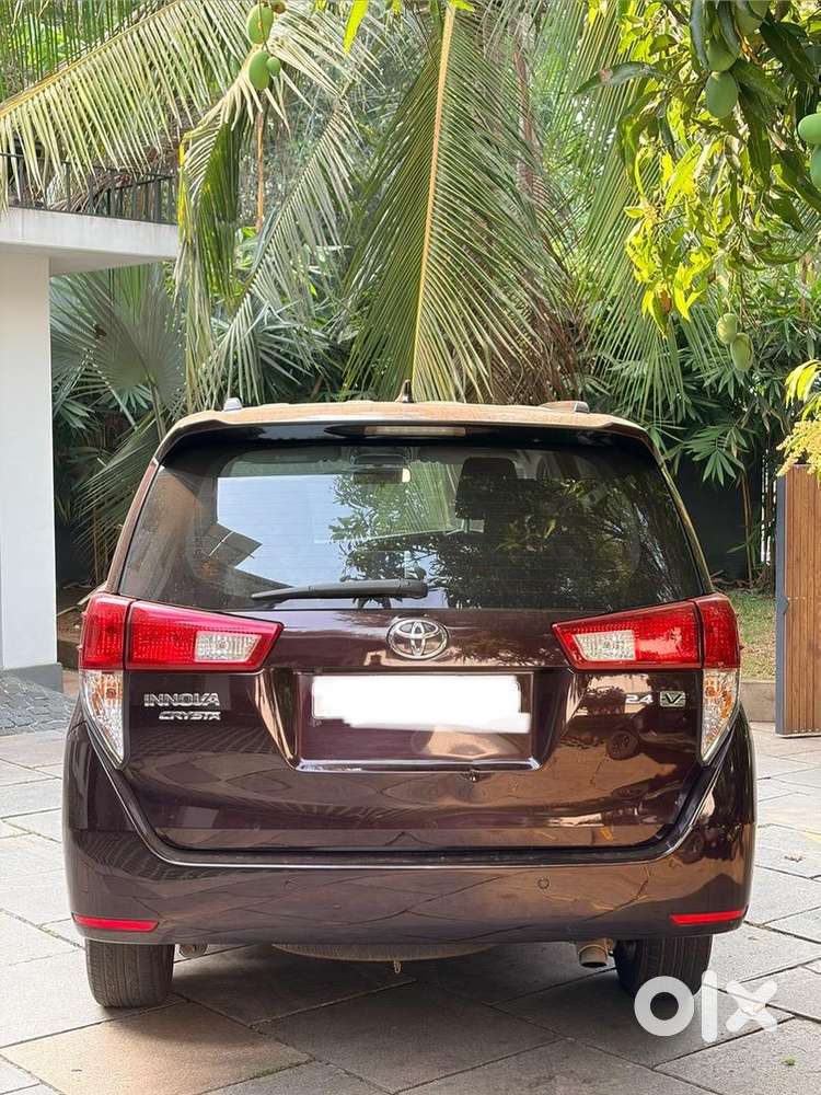 Toyota Innova Crysta 2018