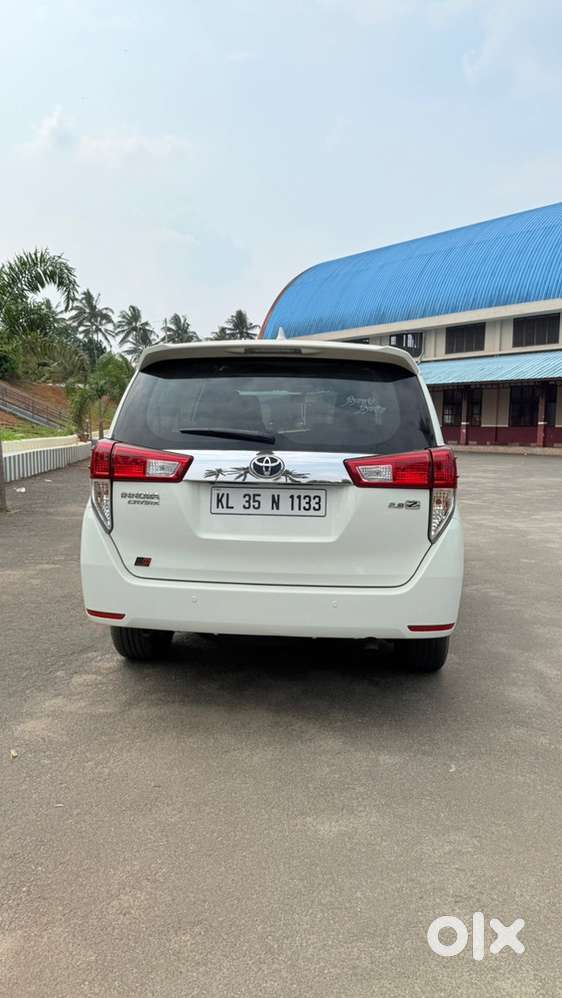 Toyota Innova Crysta