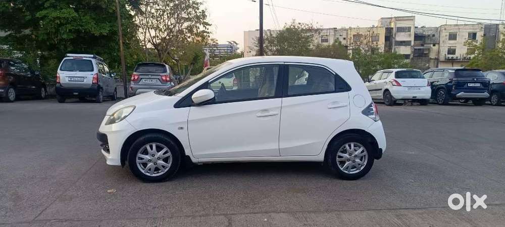 Honda Brio V Automatic, 2013, Petrol