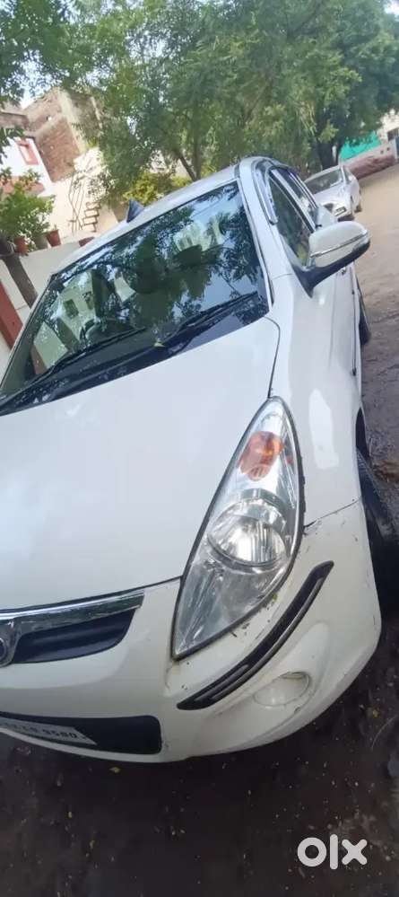 Hyundai I20 Asta Diesel 2011