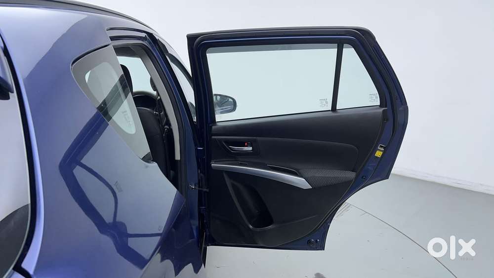 Maruti Suzuki S-cross 1.5 Zeta At, 2022, Petrol