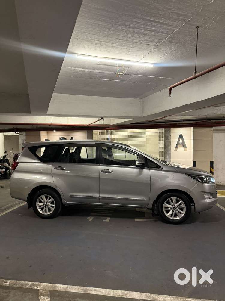 Toyota Innova Crysta 2.4 Vx Mt 8s, 2017, Diesel