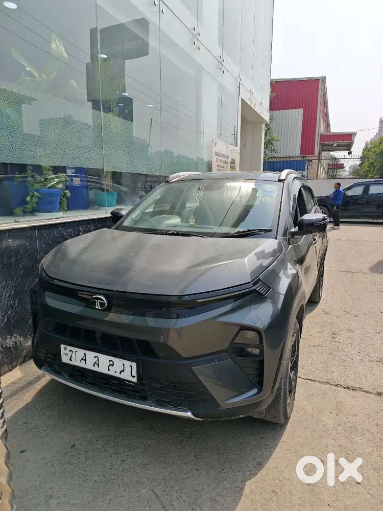 Tata Nexon Cng Creative Plus Ps 2025 Model