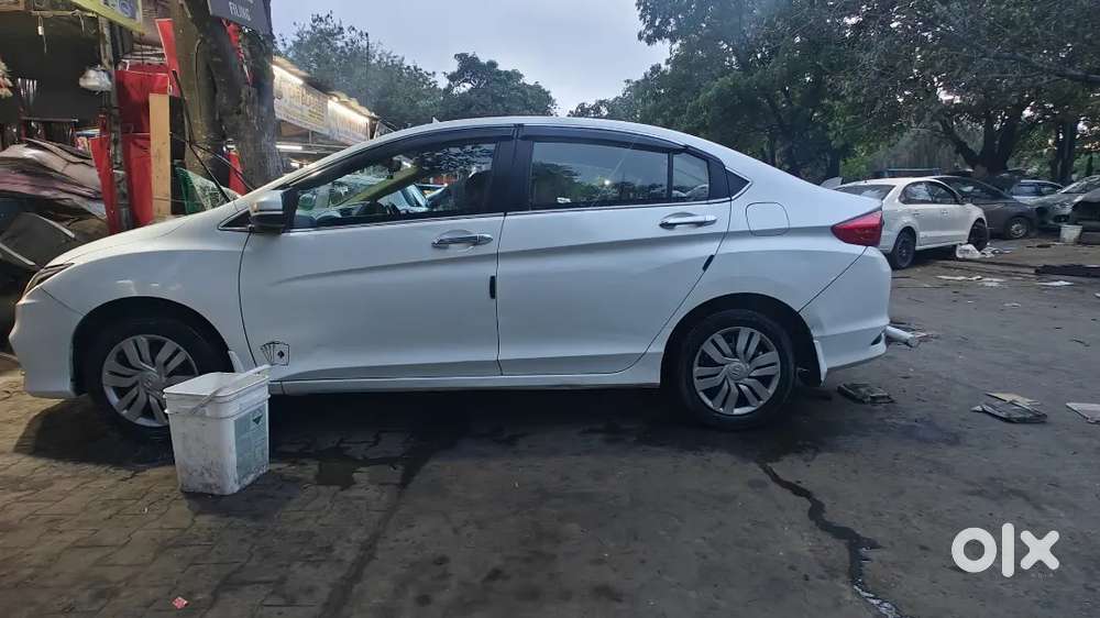 Honda City 2017 ( 2018 Registerd ) Petrol Well Maintained