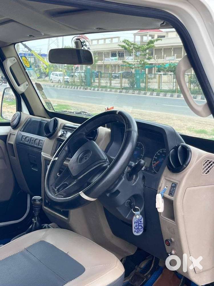 Force Motors Trax Cruiser 12 Str Ac, 2022, Diesel