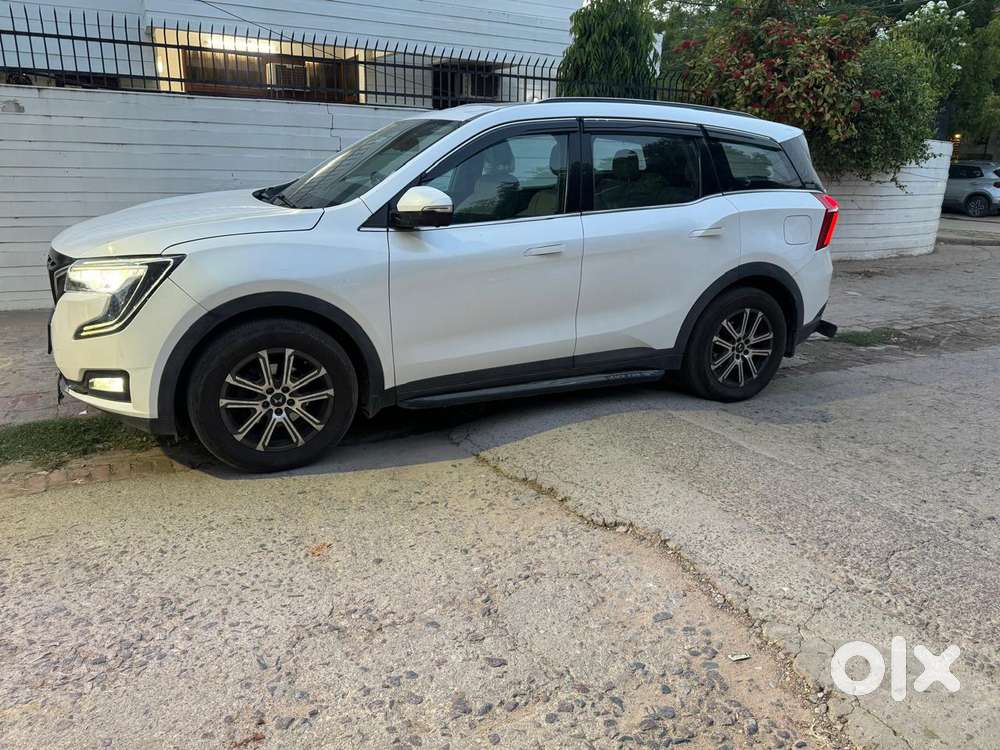 Mahindra Xuv700 2.2 Ax 7 Diesel At Str, 2024, Diesel