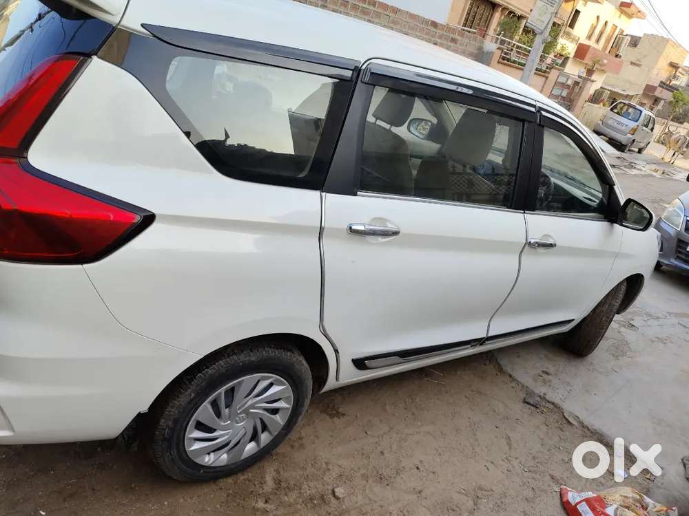 Maruti Suzuki Ertiga 2024 Petrol 26000 Km Driven
