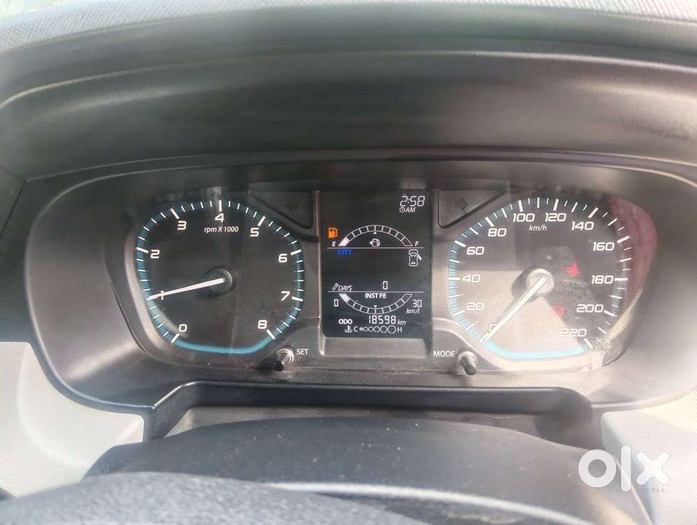 Tata Punch Pure, 2023, Petrol