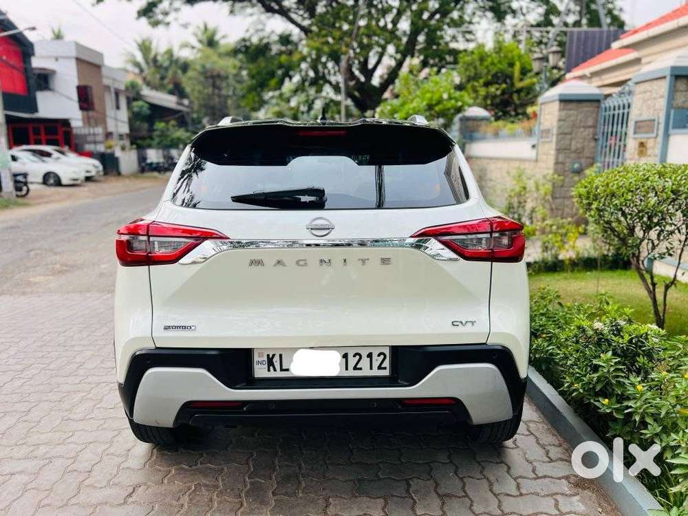 Nissan Magnite 1.0 Xv Turbo Cvt, 2023, Petrol