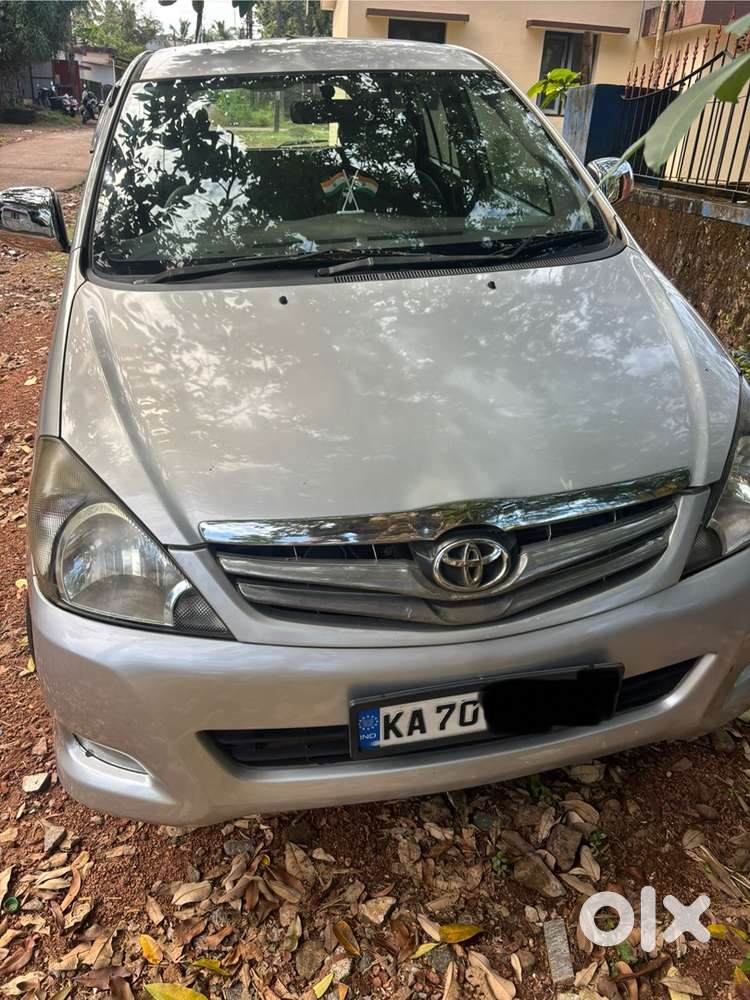 Toyota Innova 2011 Diesel Well Maintained